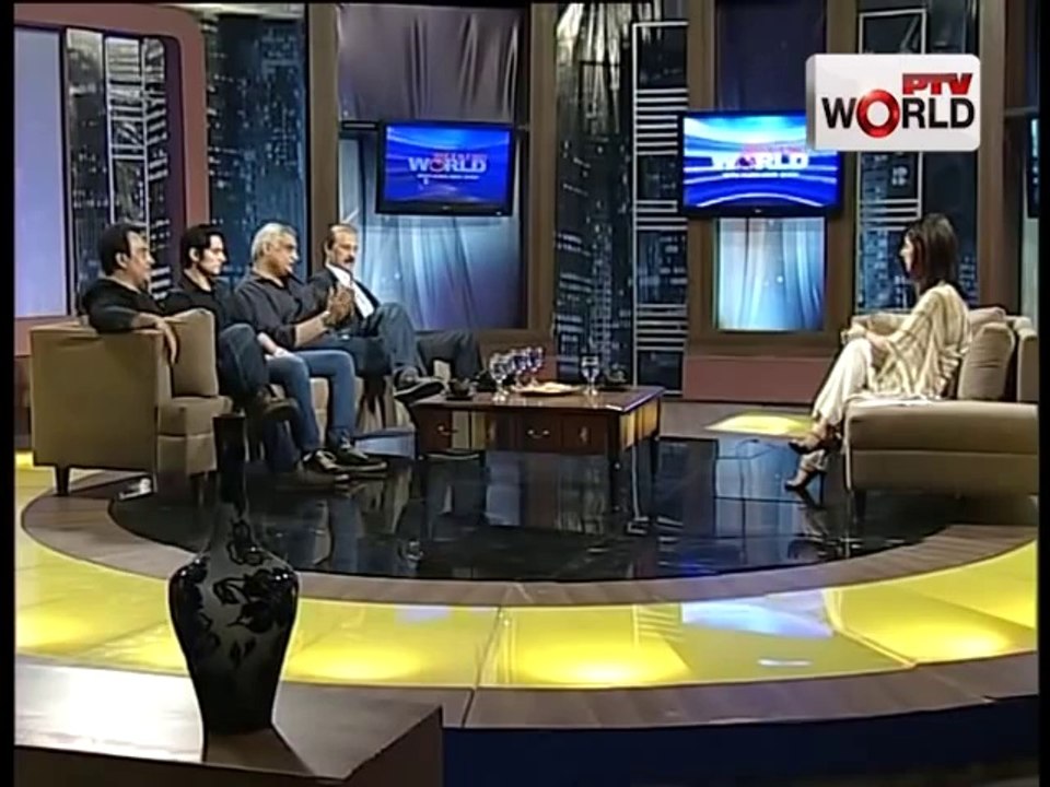 Pakistani Movie Waar Team on Weekend World Part 1
