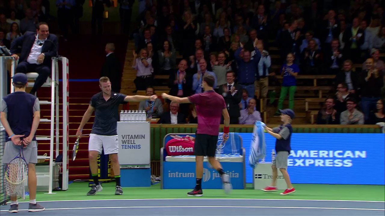 Tennis : Dimitrov enflamme Stockholm avec 2 coups de génie de suite
