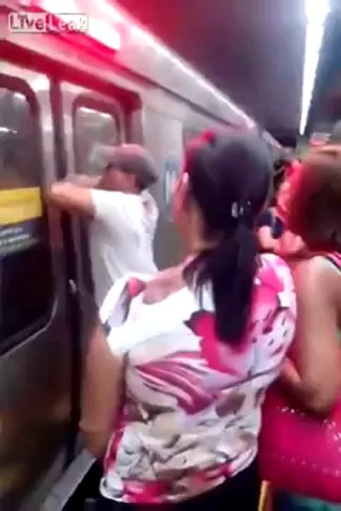 Yanlış Zamanda Yanlış Yerde Olan Adam