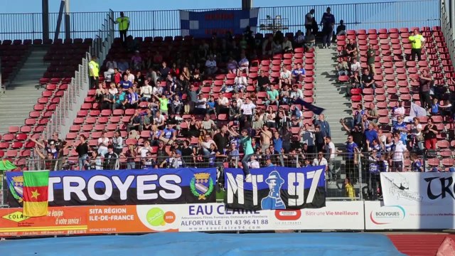 L'égalisation de Nivet ! La joie avec les supporters !