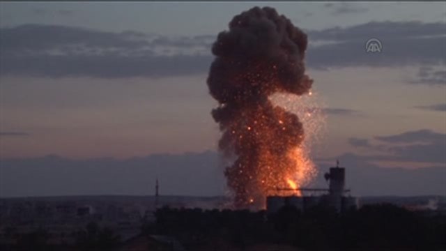 Koalisyon Güçlerine Ait Savaş Uçakları Saldırı Düzenledi (2)