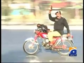 Pakistani police funny MUST WATCH