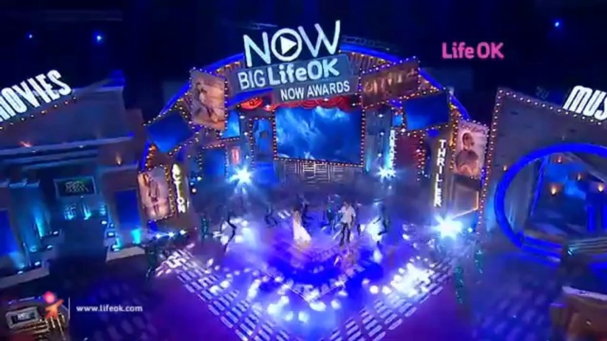 varun alia performance