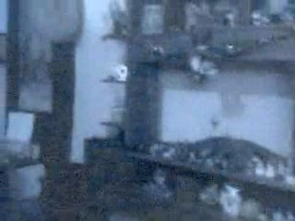 --L'attaque des homme avec les Haches --