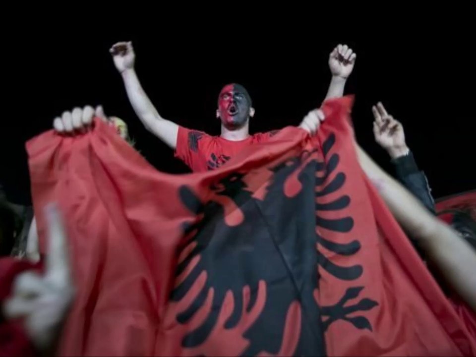 Greater Albania - Albania flag in serbia