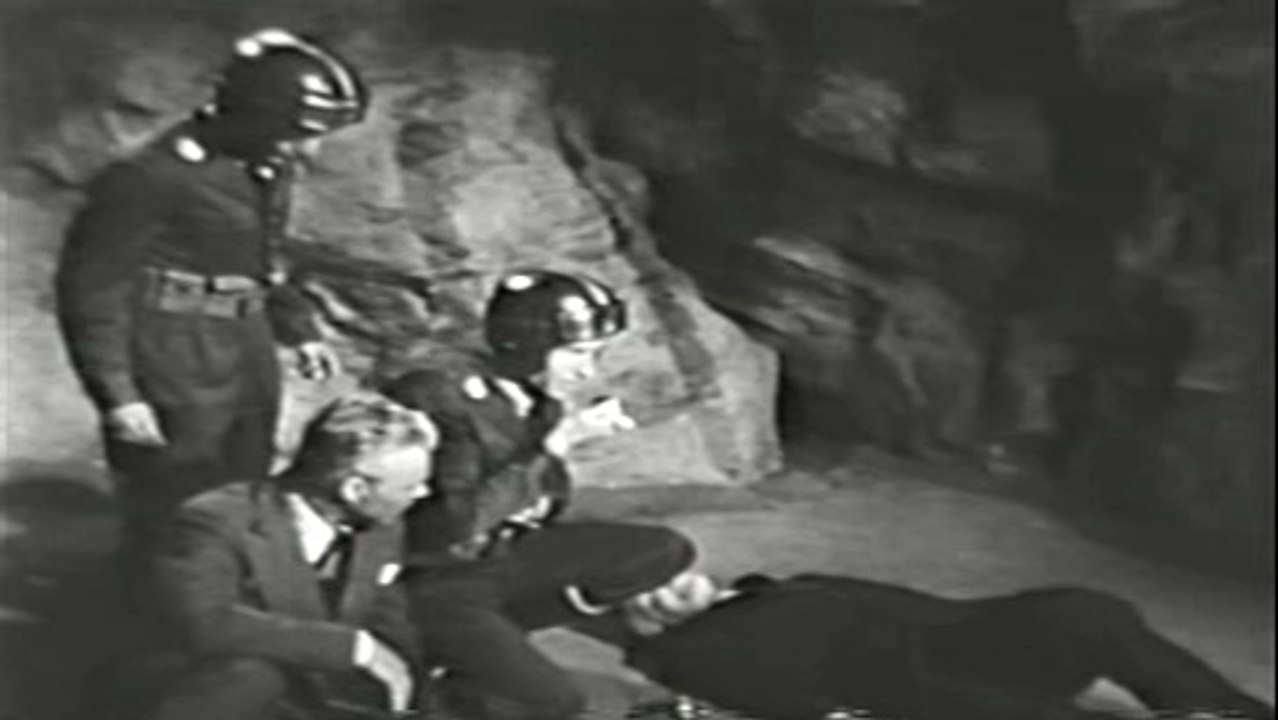 Captain Video Chapter 5: Flames of Atoma - ComicWeb Serial Cliffhanger Theater