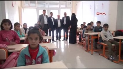 Ceylanpınar'da Suriyeli Öğrencilere Yardım