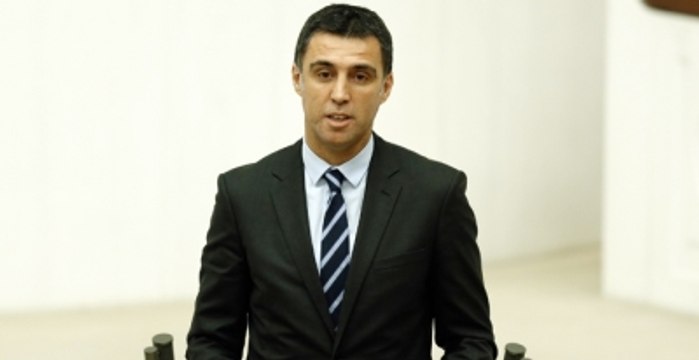 Hakan Şükür, Sneijder'le İtalyanca Konuştu