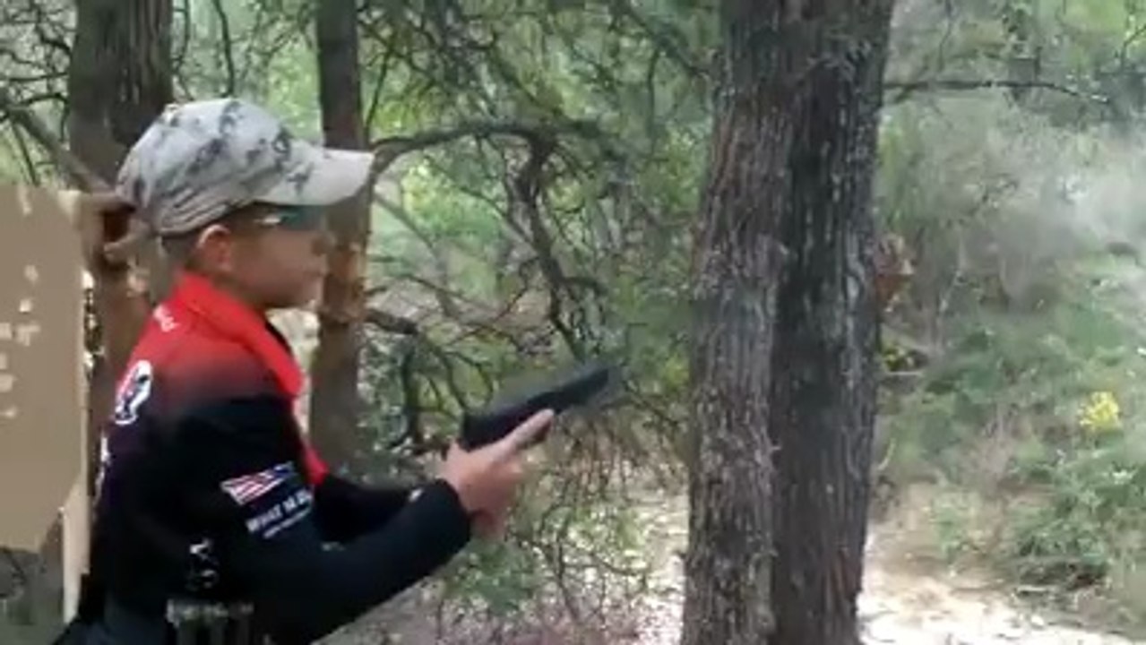 Girl with amazimg mind blowing skills