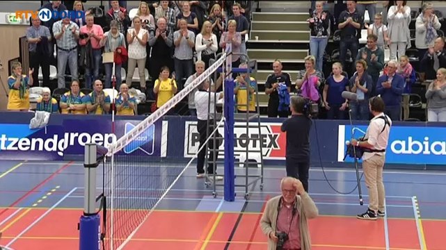 Laatste wedstrijd voor arbiter Henk Woudstra - RTV Noord