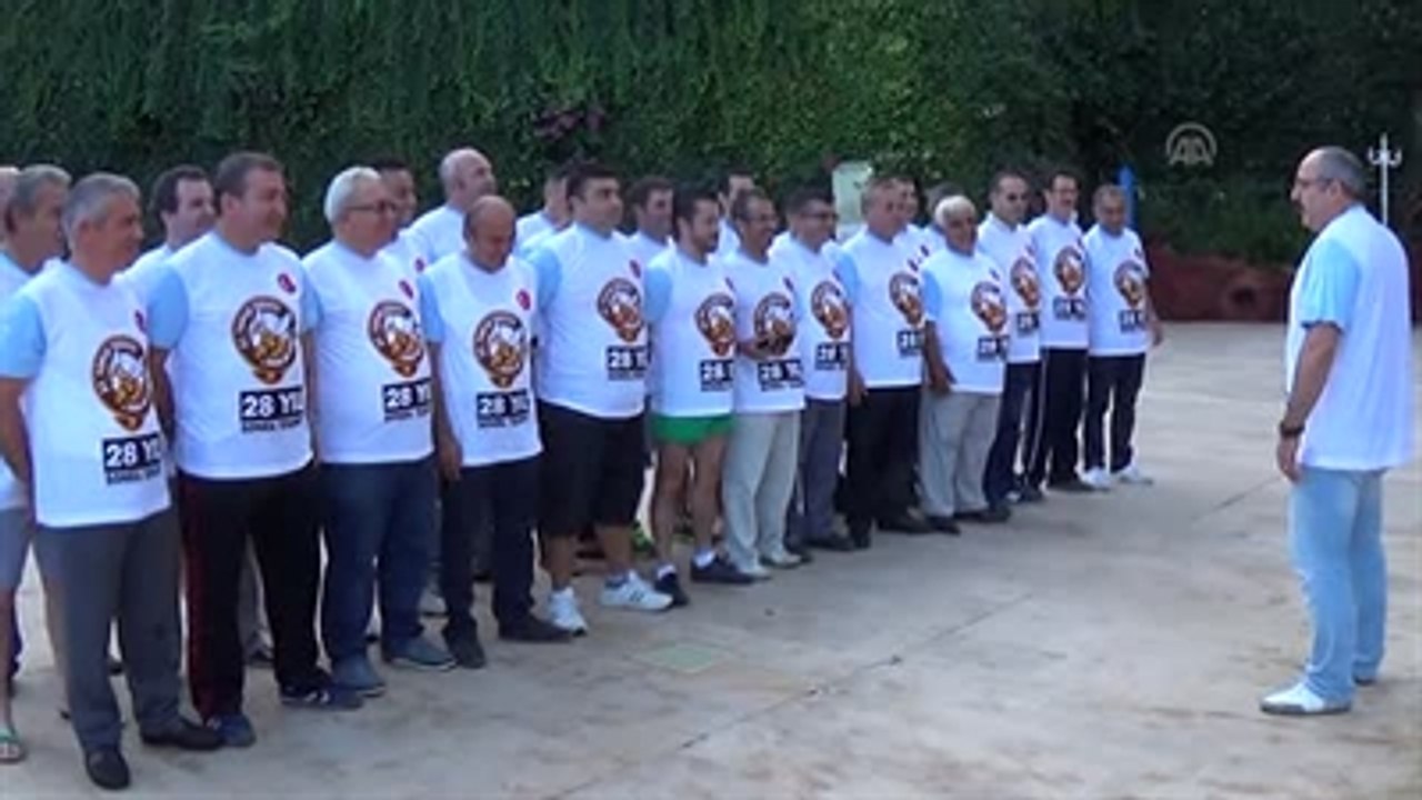 Sosyal Paylaşım Sitesi Aracılığıyla Buluşan Askerler, 28 Yıl Sonra İçtima Aldı