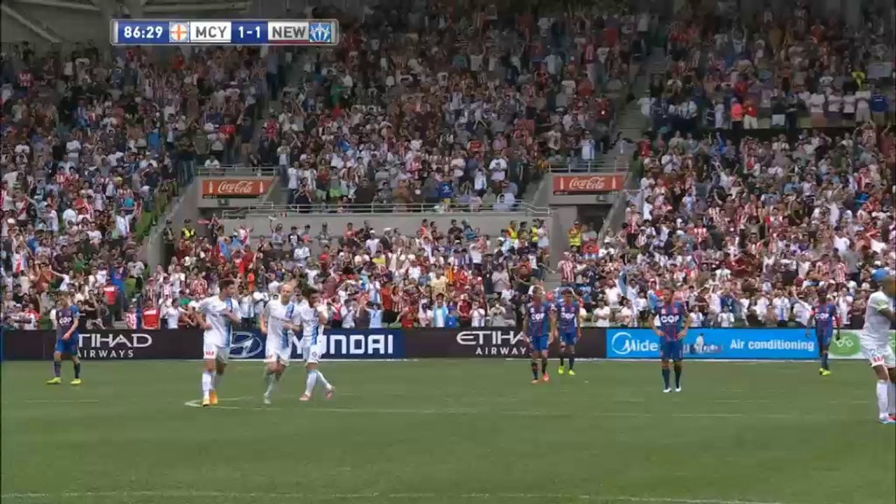 Australia - Golazo de Villa ante los Jets