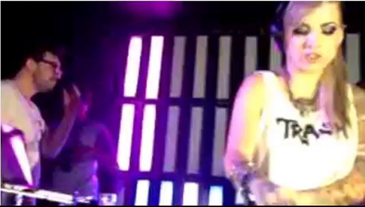 1 parte TTcam DJ @skullblondie NYLouge Presidente Prudente SP