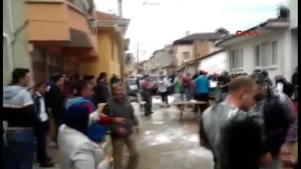 İznik'te Gelenek Damatlara İşkence Oluyor