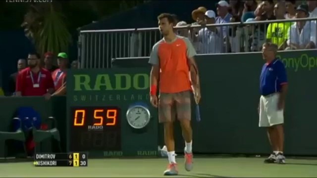 Grigor Dimitrov et une ramasseuse de balles malade