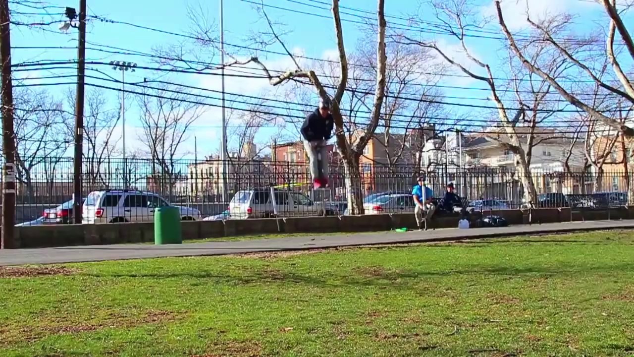 Parkour sur ressort
