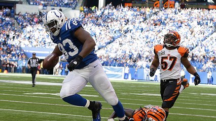 Wk 7 Can't-Miss Play: Tightrope Touchdown