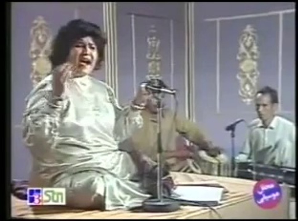 ABIDA PARWEEN SINGS BULLEH SHAH --- BEST SUFIYYANA KALAAM
