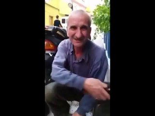 Gözlerin Doğuyor Gecelerime Şarkısını Söyleyen Dayı