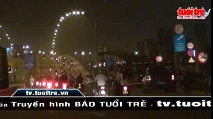 Sập cần cẩu trong lúc thi công tuyến đường sắt đô thị