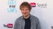 Ed Sheeran schwärmt von Courteney Cox und Jennifer Aniston's 'Normalität'