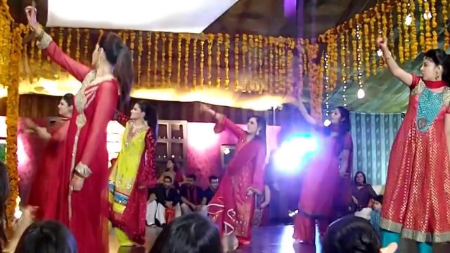 Awesome Dance Pakistani Lahore Wedding Dance Party