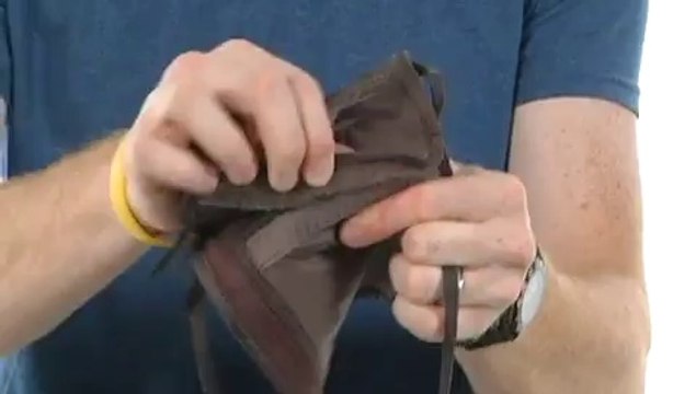 Eagle Creek Undercover™ Neck Wallet Deluxe Mocho - Robecart.com Free Shipping BOTH Ways