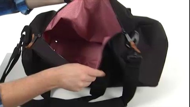 Herschel Supply Co. Sutton Medium Black - Robecart.com Free Shipping BOTH Ways