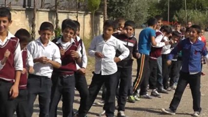 Silopi?de Mezra Öğrencileri İlk Kez Tenis Oynayıp, Boks Yaptı