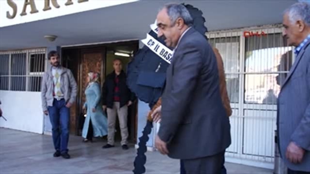 Bingöl- Tunceli, Elazığ ve Bingöl'de CHP'den Adliyelere Siyah Çelenk