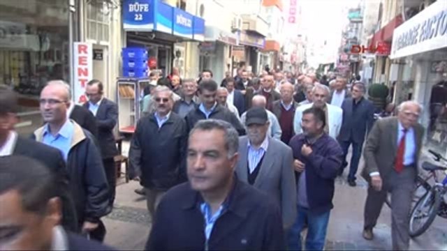 Çanakkale Ege' de CHP'den Adliyeye Siyah Çelenk