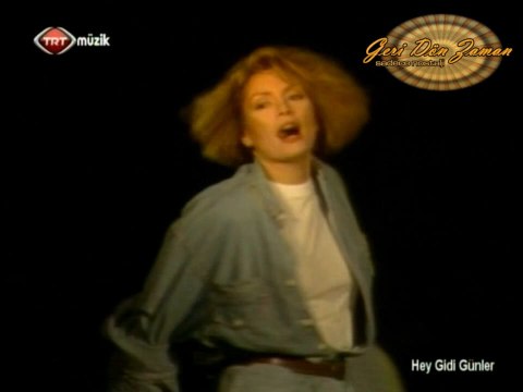Ajda Pekkan - Yaz Yaz Yaz (1990)