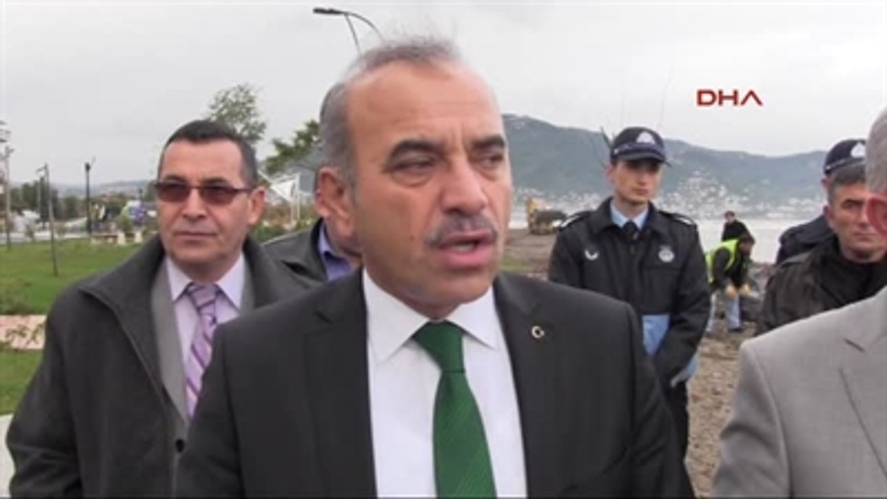 Ordu Sahili Yağmurun Ardından Çöple Kaplandı