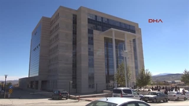 Elazığ- Bingöl- Tunceli, Elazığ ve Bingöl'de CHP'den Adliyelere Siyah Çelenk