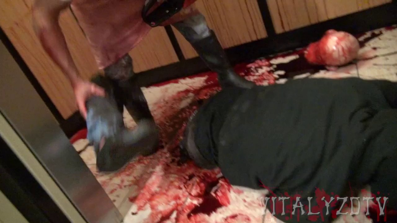 Chainsaw Massacre Prank!