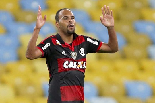 Alecsandro posta áudio com recado para flamenguistas