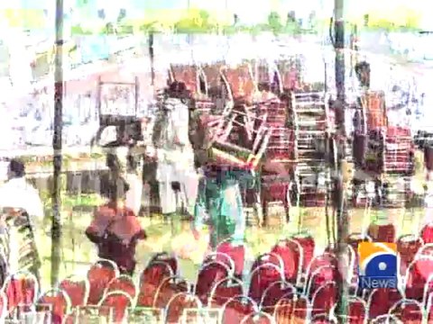 Stadium wall razed by PTI to hold Jalsa in Sargodha-Geo Reports-20 Oct 2014