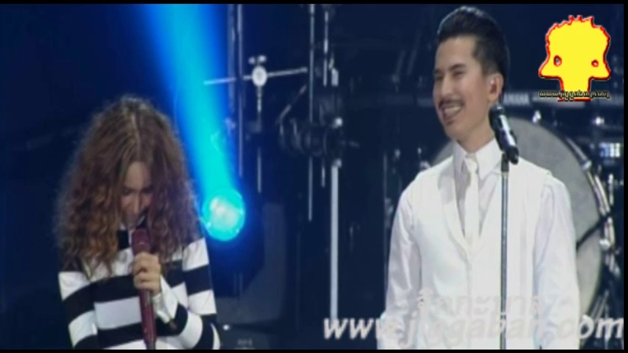 จันทร์เจ้า feat.ปาล์มมี่  แขกรับเชิญ Slot Machine : The First Contact : The First Concert