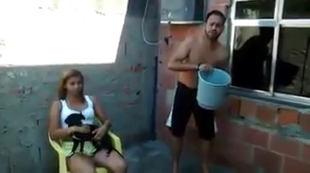 ICE BUCKET CHALLENGE (Version _DANS TA GUEULE_)