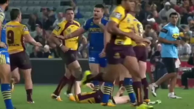 Les bastons les plus insolites dans le sport