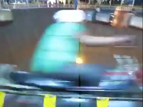 Le mur de la mort ! Entre moto et voiture c'est des malades !