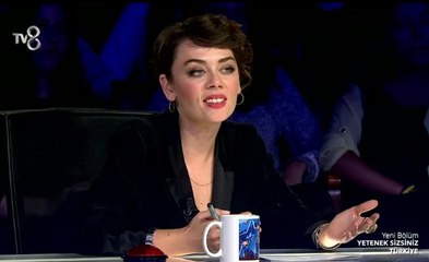 Yetenek Sizsiniz'de Demet Evgar'ın yanıtına seyircilerden tepki