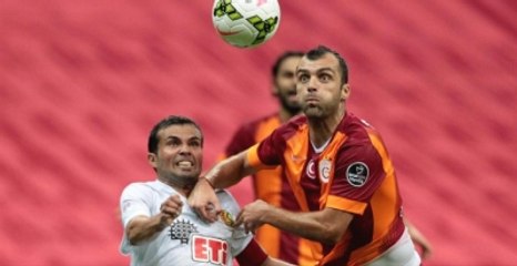 Eboue ve Pandev'le Yollar Ayrılıyor