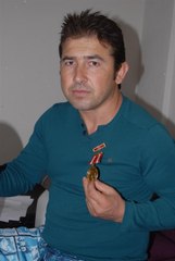 İzmirli Gazinin Hesabına 98 Bin TL Yattı Ama Çekemiyor