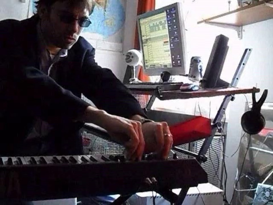 Oxygene 2 (Jean Michel Jarre) - Christian Rössle