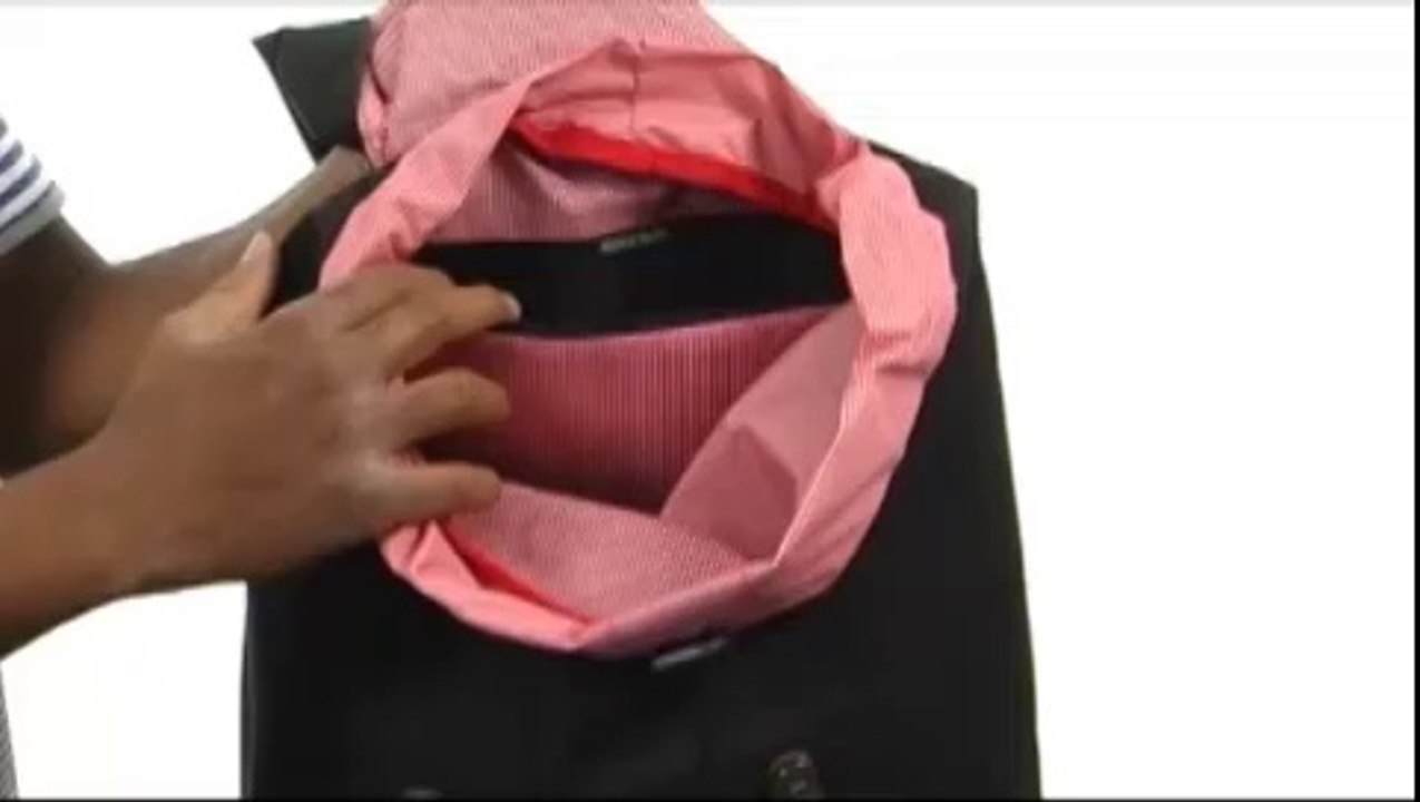 Herschel Supply Co. Retreat Black - Robecart.com Free Shipping BOTH Ways