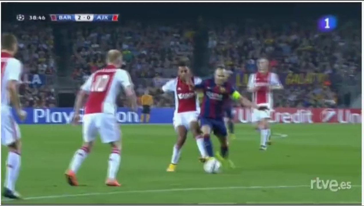 Jugadón de Iniesta @nogolipo