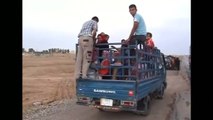 Dozens of Iraqi families flee Islamic State advance