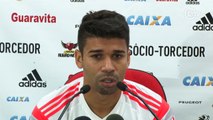 Eduardo da Silva revela dificuldades para atuar em 'nova' posição