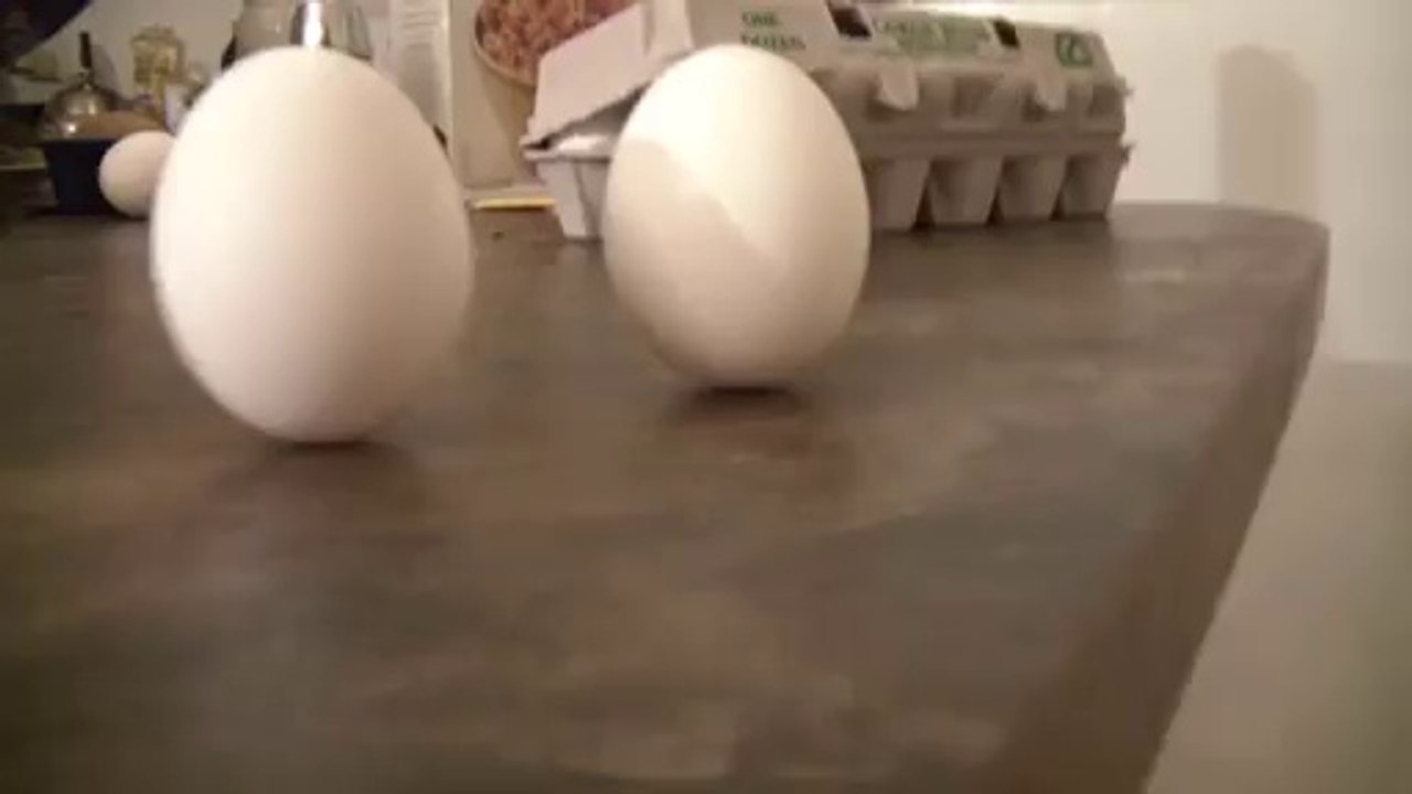standing eggs